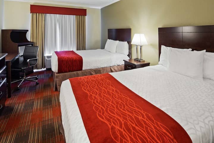 Room 4 of 15